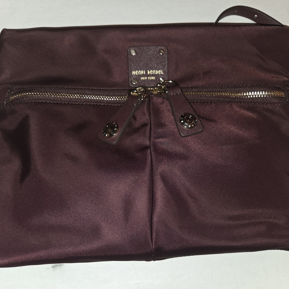 Nwot COA New York luxury retailer Henri Bendel Burgundy Nylon Xbody Retail $259